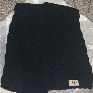 Black knit scarf from UGG